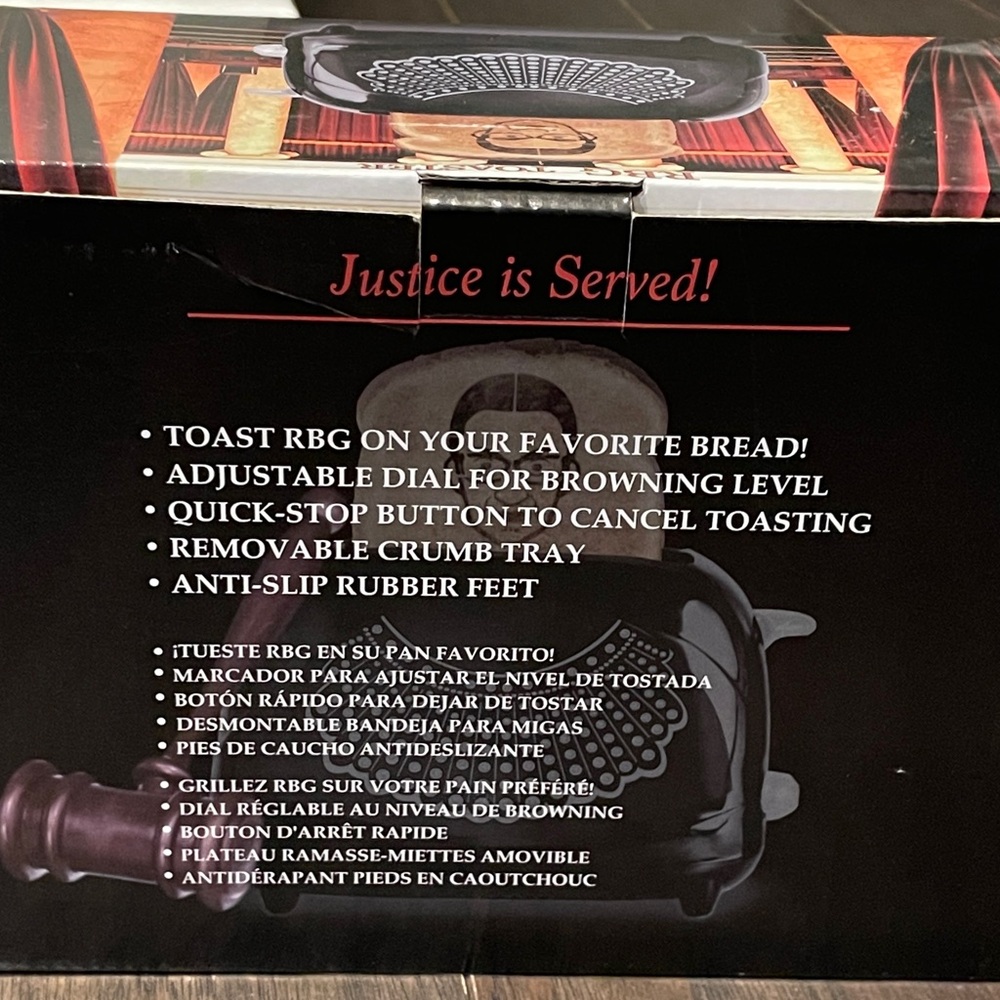 Ruth Bader Ginsburg Toaster New In Box 2019 Uncanny Brands Black - Picture 2 of 4